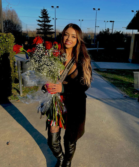Christina Bertevello セックス女優 画像