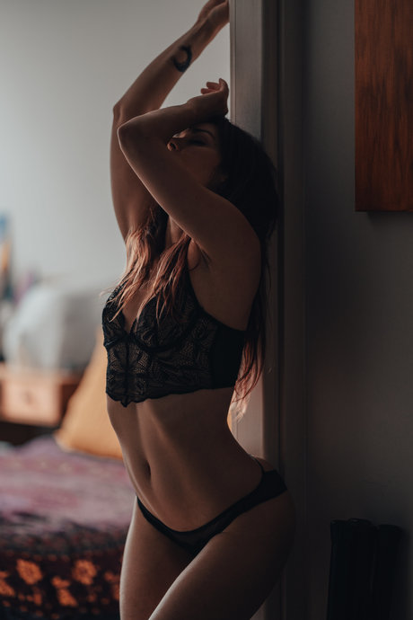 Ariel Rebel 美しい女優 写真