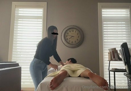 sinfuldeeds ポルノスター 写真