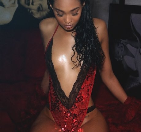 Edwina Carla Isaacs HDポルノスター 写真