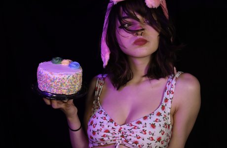 Lil Doll  top profile image