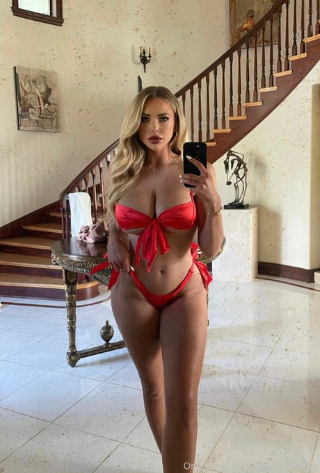 Antje Utgaard ホットモデル 写真