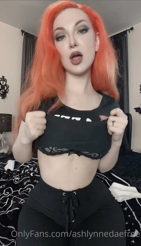 Ashlynne Dae エロティックモデル ギャラリー