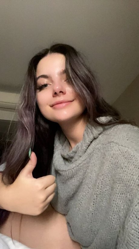 毛深い熟女オンリーファンズ アートポルノ 写真