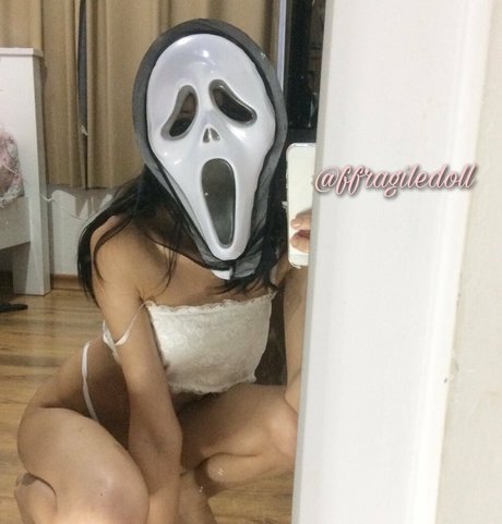 ffragiledoll 可愛いモデル 写真