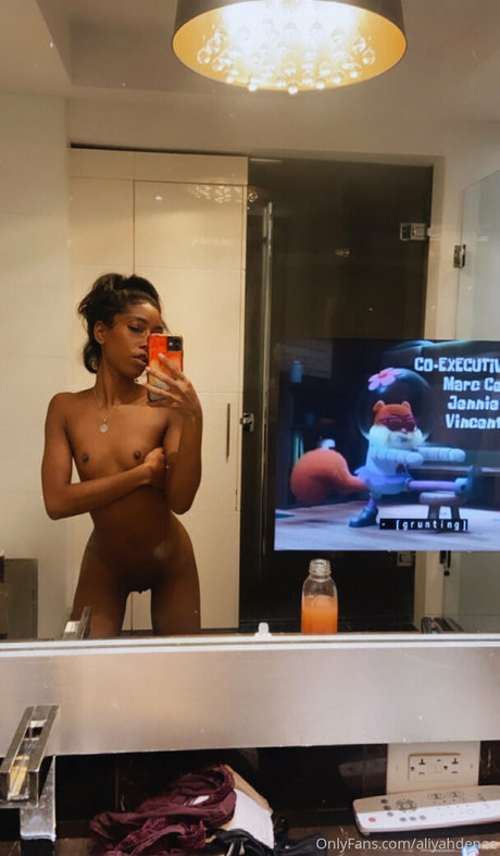 aliyahlust ポルノスター セックス 画像