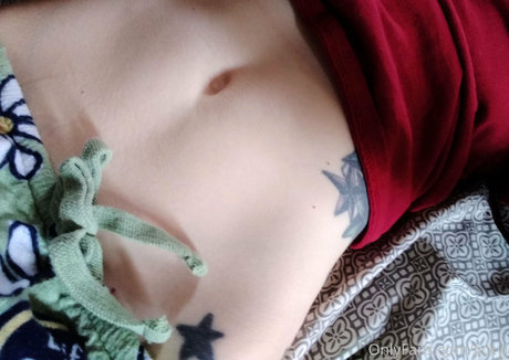 jickyj 素敵なポルノスター 写真