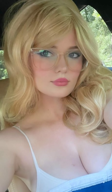 Avalon Warren xxxモデル 写真