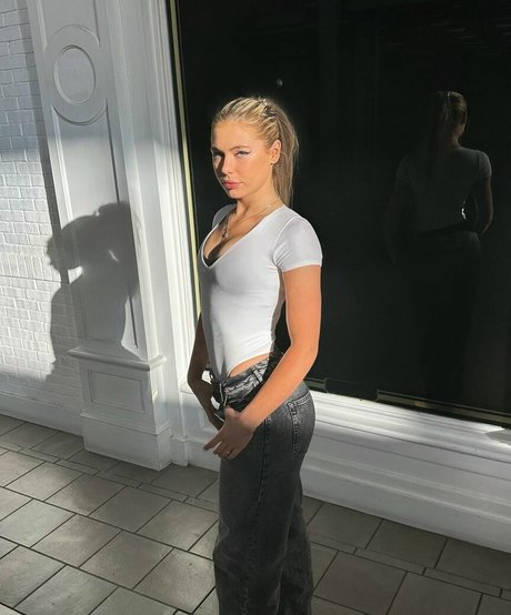 Jutta Leerdam 完璧な女優 写真