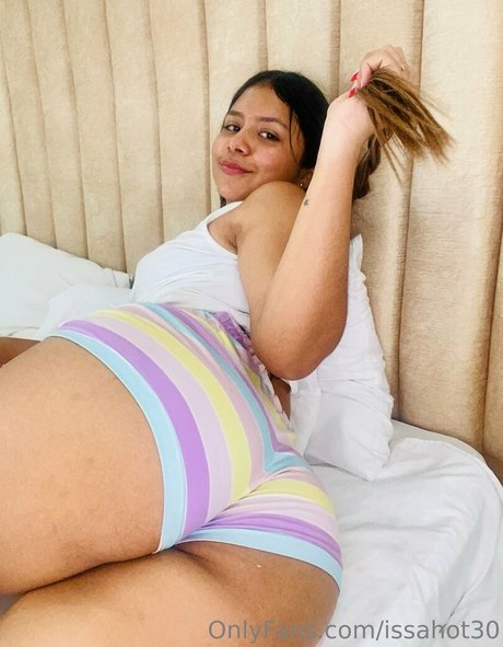 issahot30 トップスター 写真