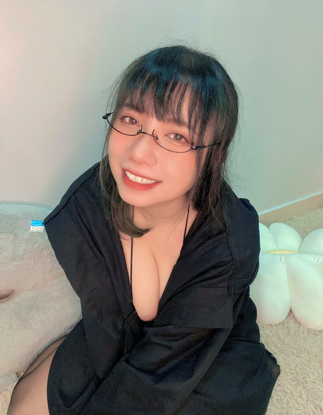 momo520xoxo 素敵なポルノスター 画像
