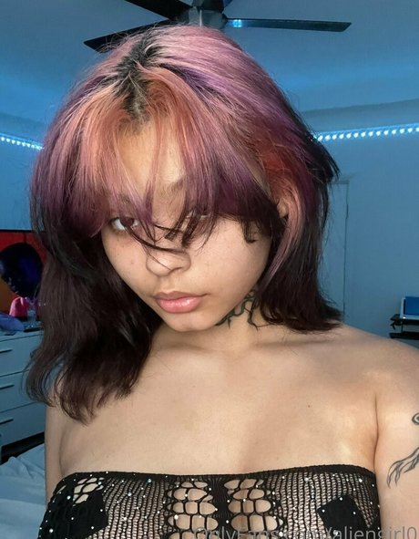 aliengirl0 xxxポルノスター 写真