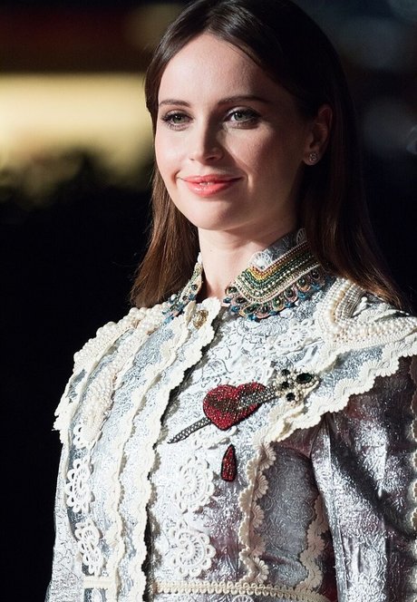 Felicity Jones top profile image