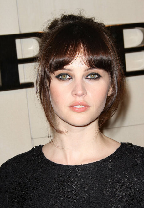 Felicity Jones アートモデル 画像