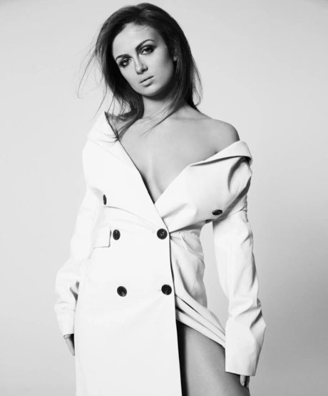 Maisie Smith トップポルノスター 画像