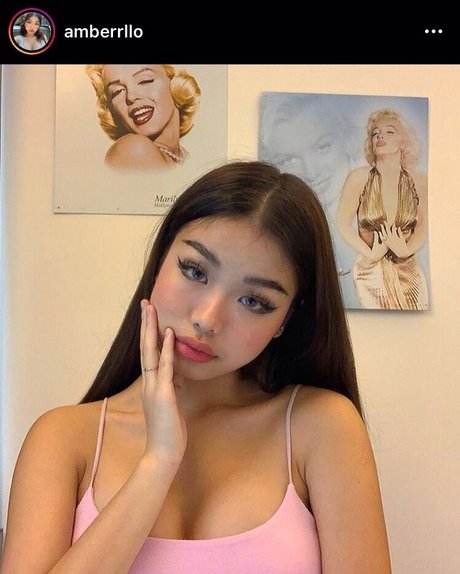 amberrllo ポルノモデル 写真