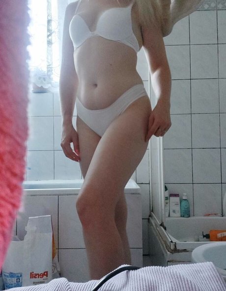 Polish Wife 素敵なスター 写真