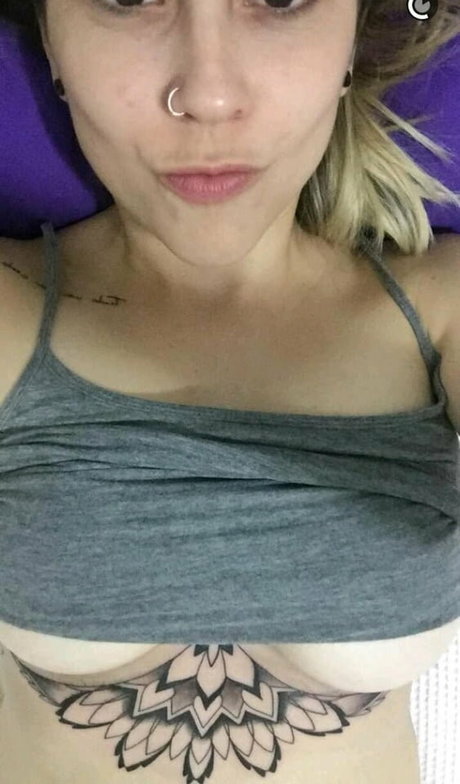 Pathy Dos Reis ポルノ女優 画像