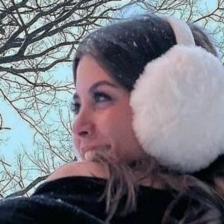 McKenna Doak 裸モデル 写真