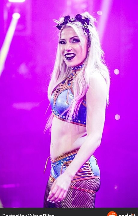 Alexa Bliss 独占モデル ギャラリー