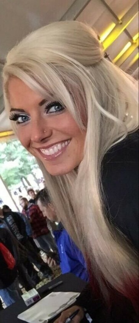 Alexa Bliss トップスター 写真