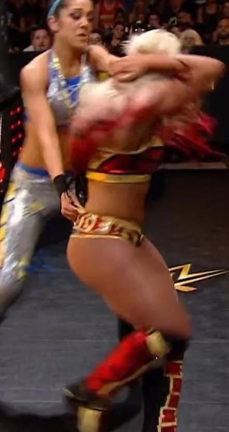 Alexa Bliss 美しい女優 写真