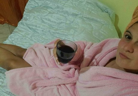 troublemaker bae 美しいポルノスター 写真