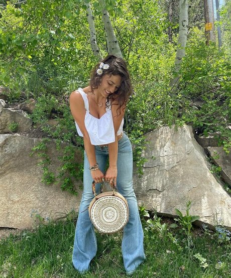 Jade Chynoweth セックスモデル 写真