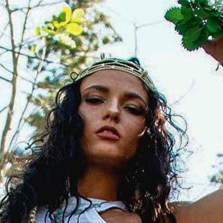 Jade Chynoweth セクシーモデル 画像