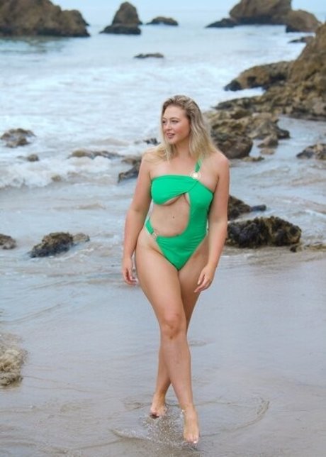 iskra ポルノスター 美しい 写真