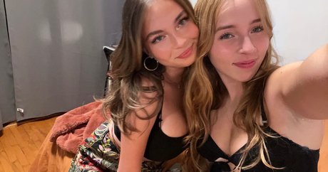 Ilina ポルノスター セックス 写真