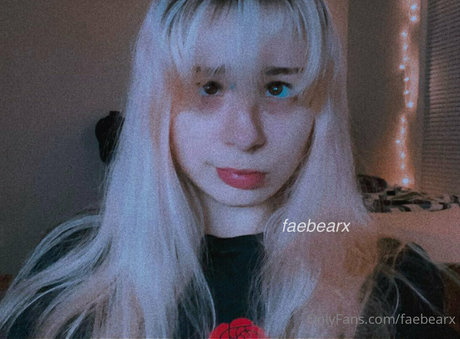 faebearx ヌードモデル 画像