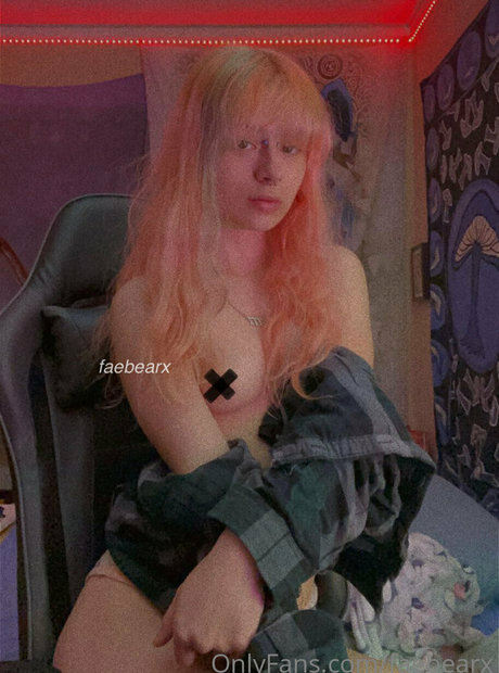 faebearx セクシー女優 画像