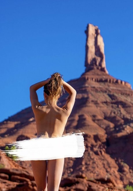 Alexchov 無料女優 写真