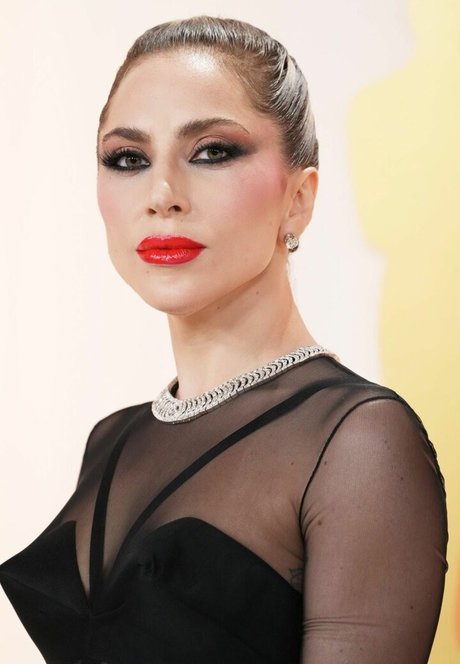 Lady Gaga かわいいポルノスター 写真