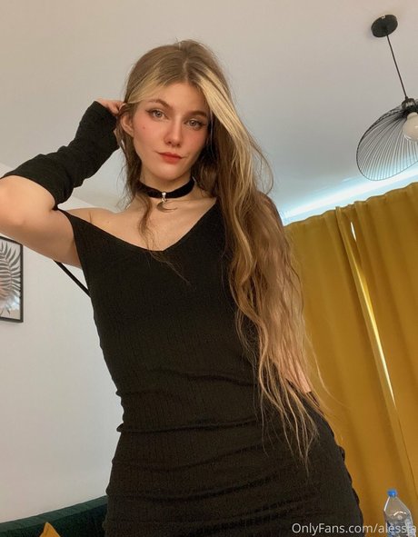 Aleksandra Kalus 独占モデル 写真
