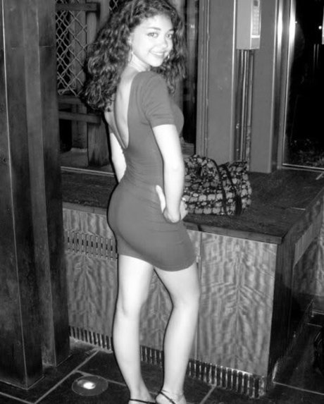 Sarah Hyland スター ヌード 写真