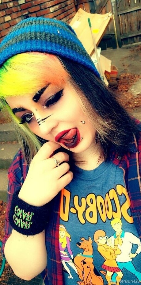 monsterbun42 スター xxx 写真