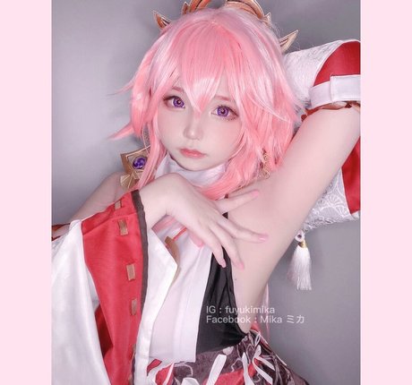 fuyukimika ポルノスター アート 画像