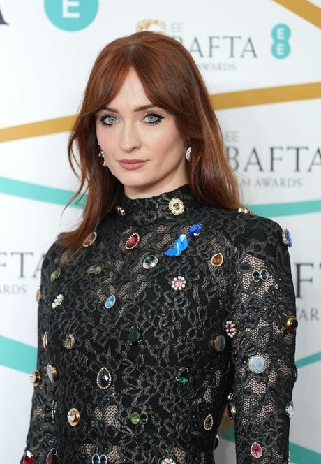 Sophie Turner 完璧なスター 画像