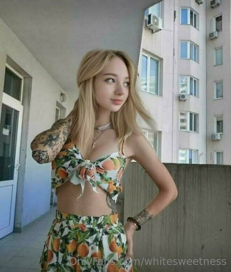 whitesweetness エロティックモデル 写真
