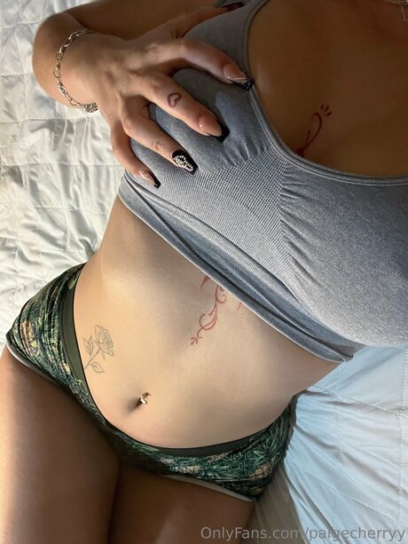 Paigecherryy ヌードのポルノスター アーカイブ