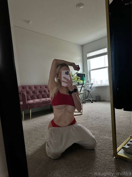 Buustybuuttsluuttbrookie ポルノ女優 ギャラリー