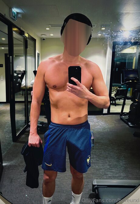 Buteurxl 素敵なポルノスター 写真
