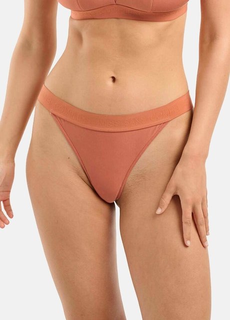 Nicola Cavanis エロティックなポルノスター 画像
