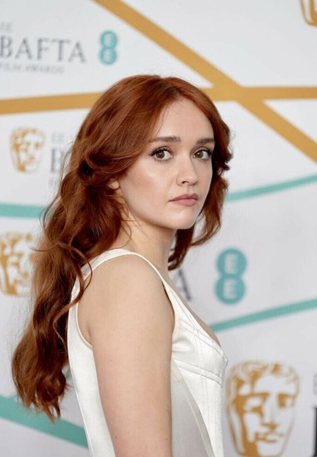 Olivia Cooke 独占女優 画像