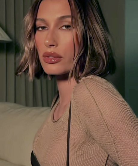 Hailey Baldwin Bieber 美しいスター 画像