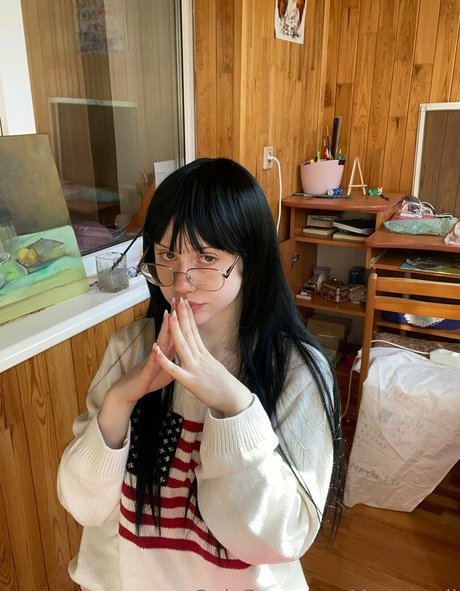 Dreamydi 裸のスター 写真