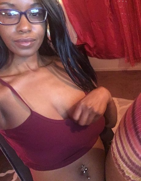 jezabelvisser ポルノスター 美しい アーカイブ