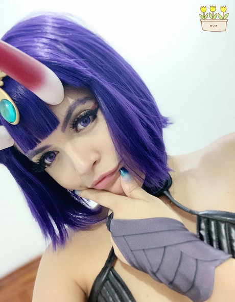 adri ch4n 高品質モデル 写真